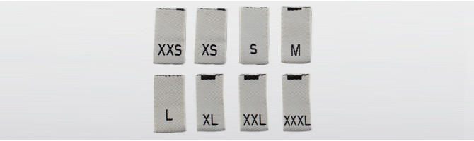 Weiße Etiketten aus recyceltem Polyester - gewebte Größenetiketten XXS bis XXXL